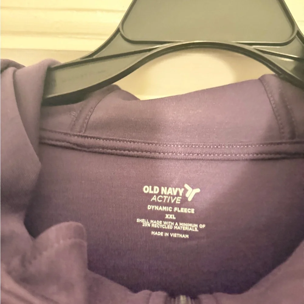 Old Navy Active Dynamic Fleece Hoodie – XXL – Purple – NWT - Picture 2 of 3